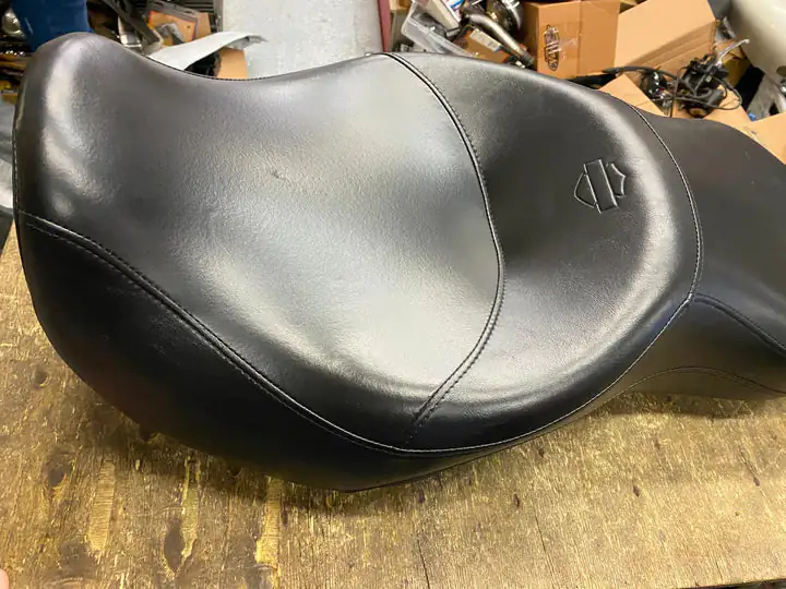 Tallboy Harley seat - Image 3