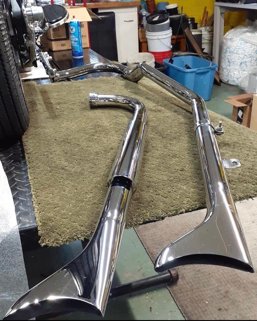 motorcycle fishtail exhaust pipes
