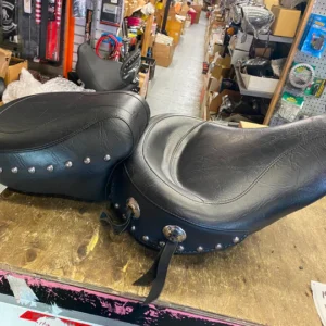 Mustang touring Seat 1996-2003 Harley Dyna Superglide Low Rider Studs FXD FXDL