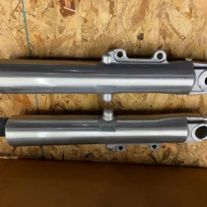 41MM Lower Fork Legs Sliders Harley Touring FLH Street Glide Ultra Classic 00^