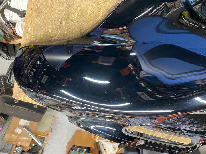 OEM Vivid Black Outer Fairing Harley Touring Ultra Street Glide Classic 14^ Nice - Image 4